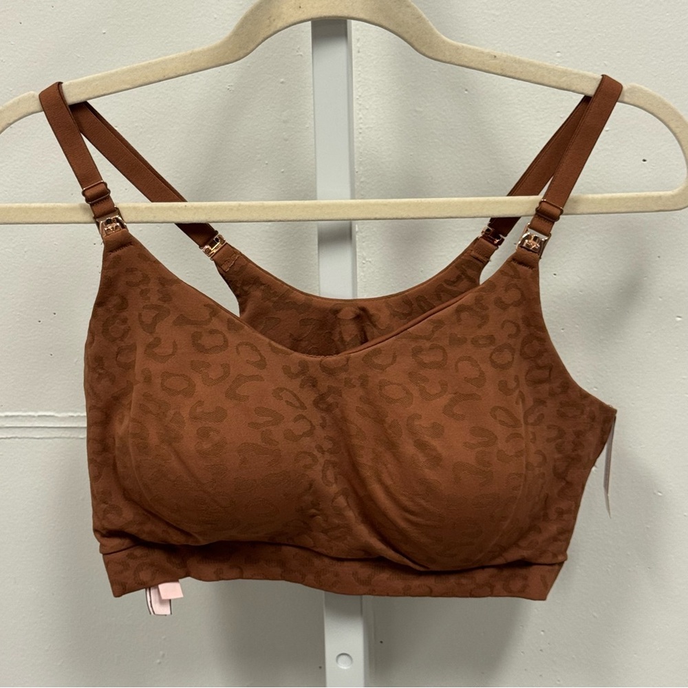 NWT Victoria's Secret XXL Seamless Nursing Bra Tan Removable Pads 95C 90D 95D‎